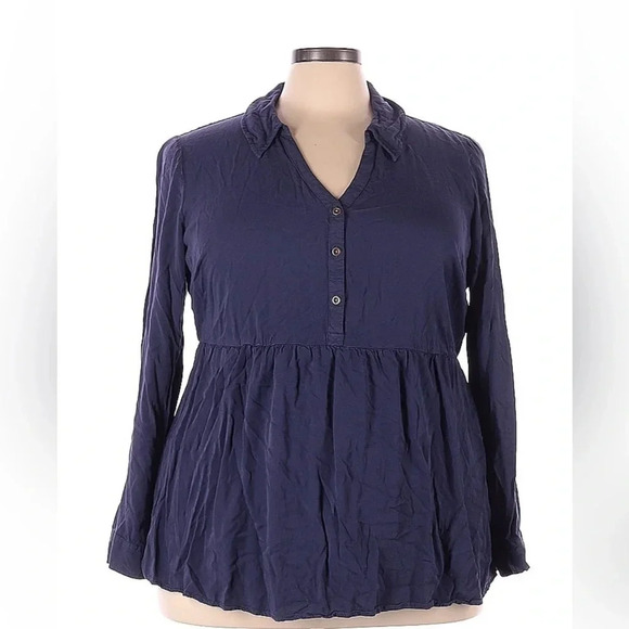Torrid | Medieval Blue Peplum Rayon Twill Button-Front Top Plus Size 3X - Picture 3 of 5